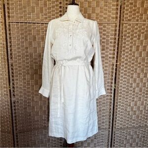 Woman’s linen dress